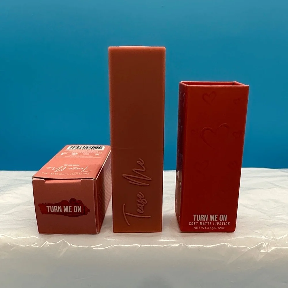 Beauty Creations Tease Me Soft Matte Lipstick - Coral Pink - Picture 4 of 6